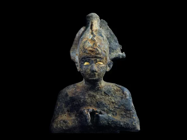 Уникальные статуэтки Осириса найдены в заливе Абу-Кир