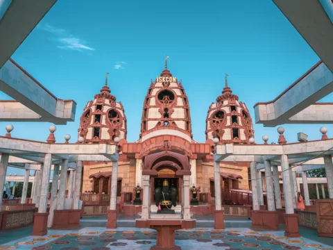 Храм Радхи-Партхасаратхи, Нью-Дели, Индия