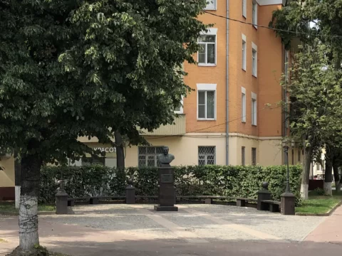 Памятник Александру Никулину, Подольск